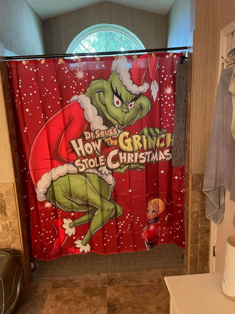Time to start off the holiday season , and who better than the Grinch, we all know what happens in the end. Have a great weekend everyone.