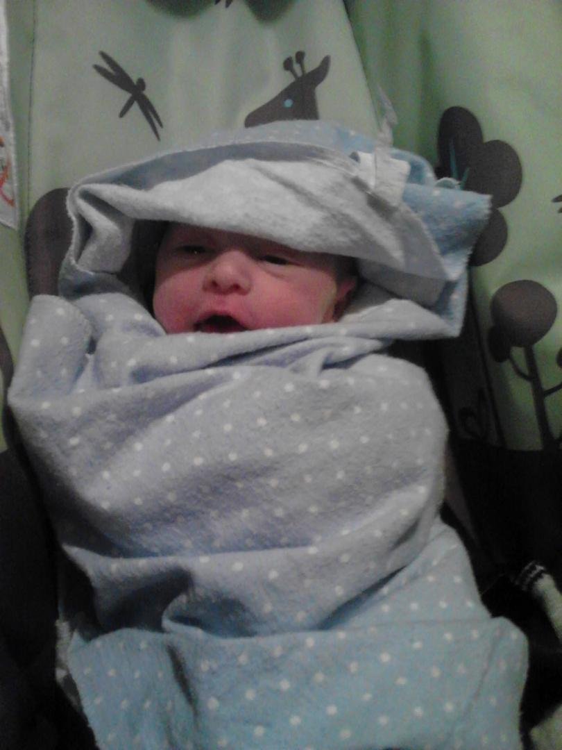 Love this lil guy.. lil smurf!!!! My nephew!!!
Having a good time...