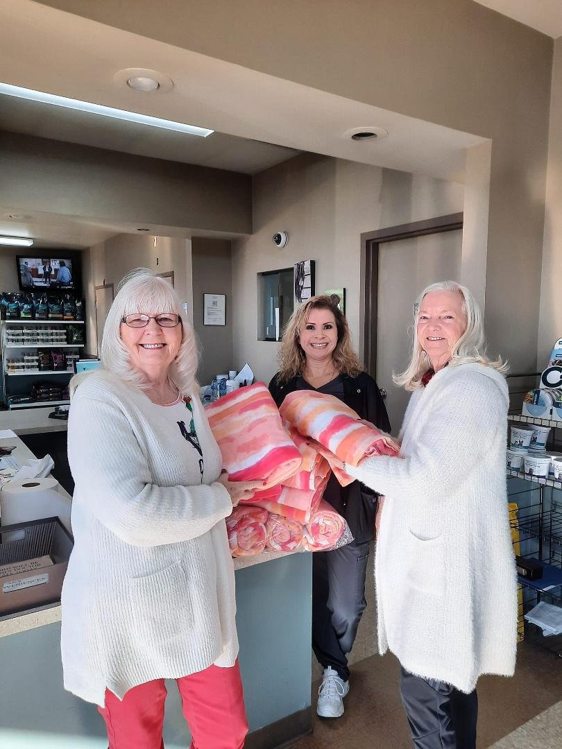 Marilyn Boone and I were out delivering gifts from the American Legion Auxiliary, Unit 31 in Fort Smith. We couldn't forget our furry friends so, we made a stop at the Hubbs Animal Clinic in Van Buren and presented them wit