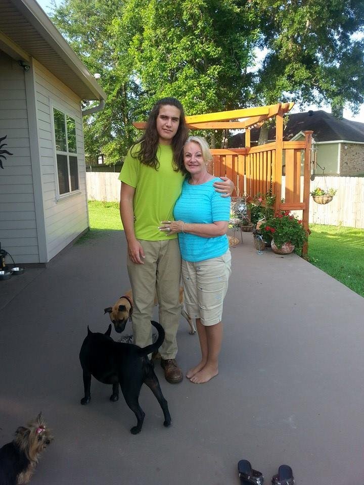 JUST ARRIVED IN LOUISIANA, CULLEN IS NOW 6"4 BARE FOOT.
