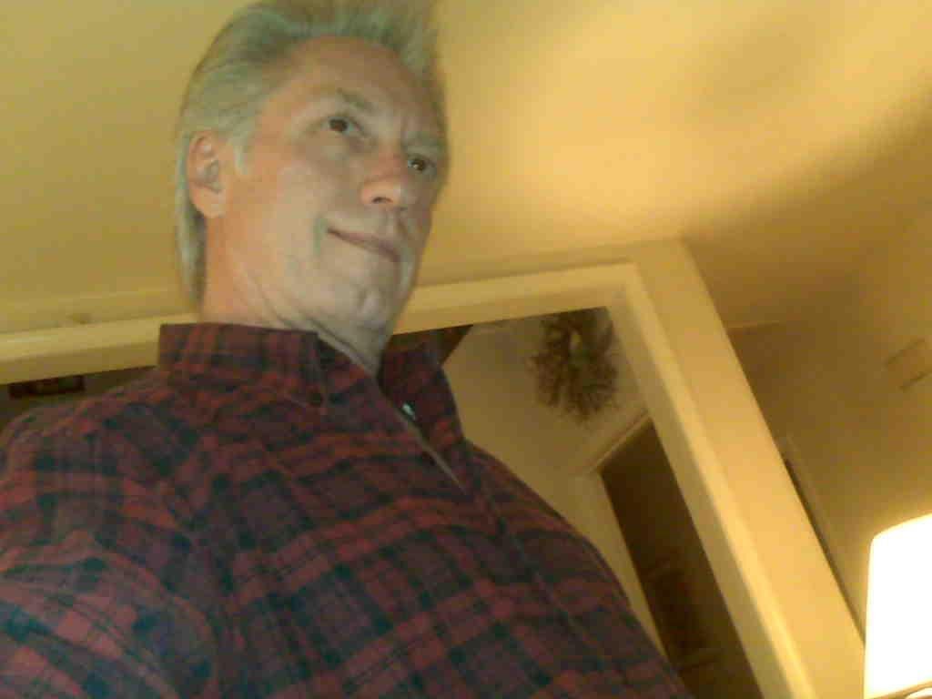 I wore RED today to show my support for National Go Red for Women Day.
=D