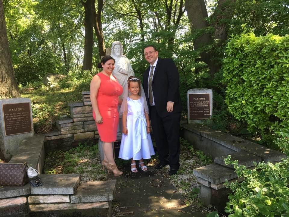 Angelina with Uncle Mike & his wife Alyssa