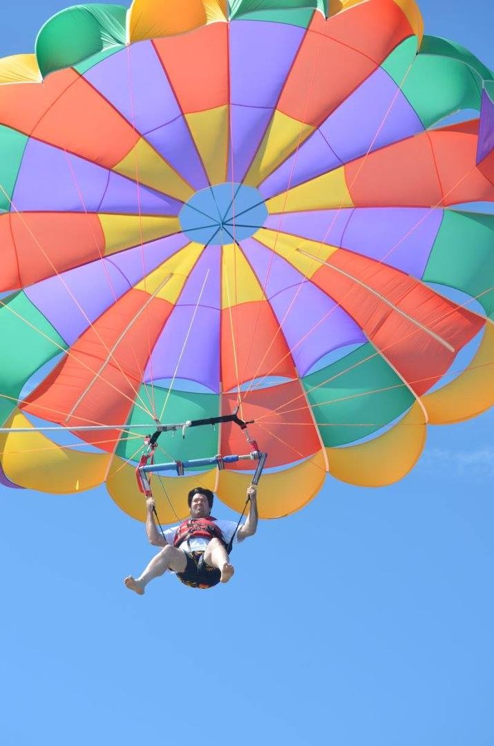 Alan Roberts' album, Parasailing
