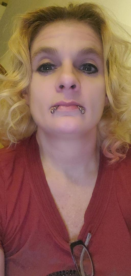 Well my face is still a little swollen, from getting all my teeth pulled on Thursday. Sure is alot of pain. Hopefully for the best.