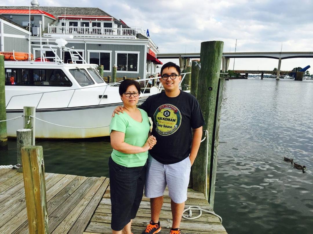 Chowing down at Harris Crab House