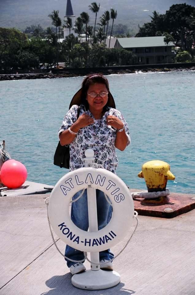 Remy getting on Atlantis Submarines in Kona