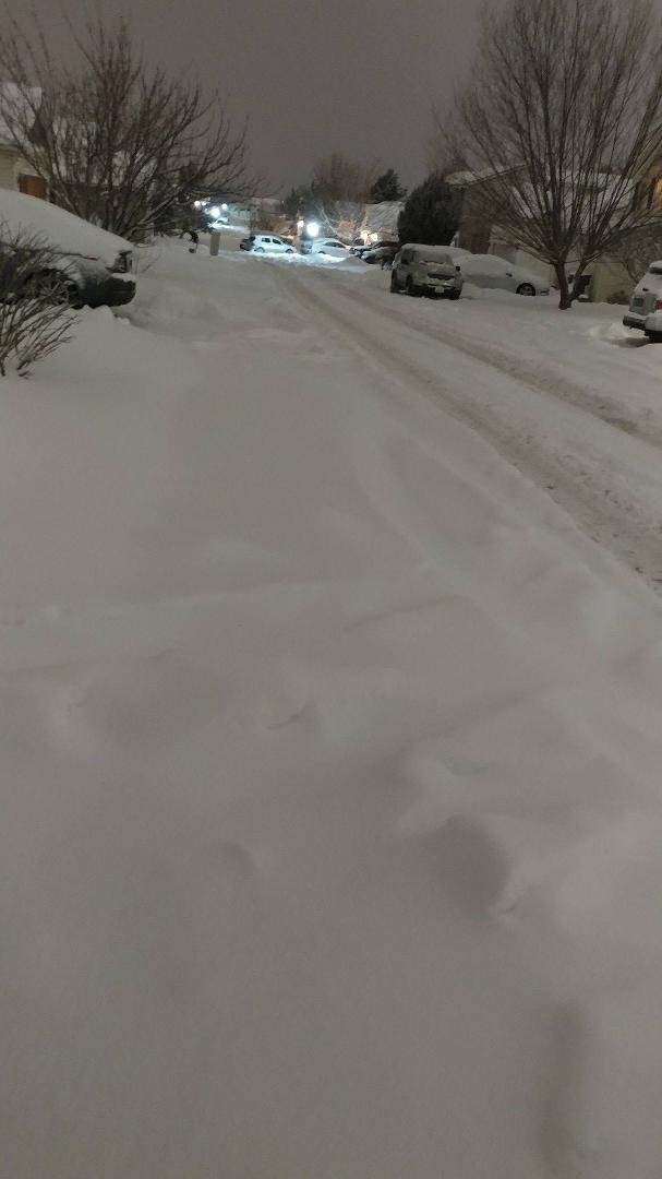 I think Richland only owns one plow. Only the busiest streets get cleared. Feels like Colorado here right now.