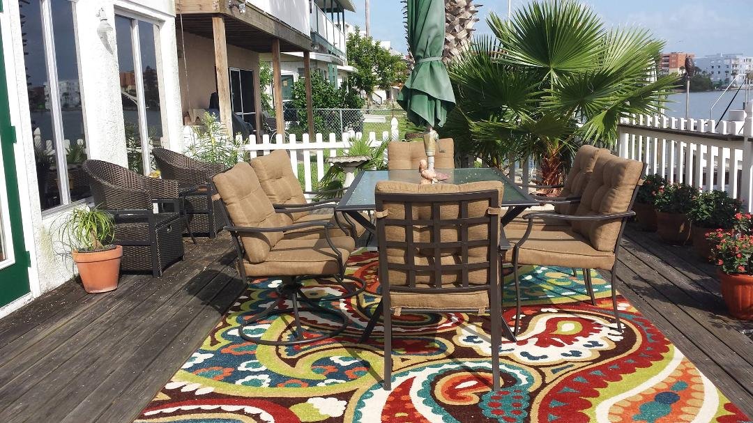Deck with new furniture.