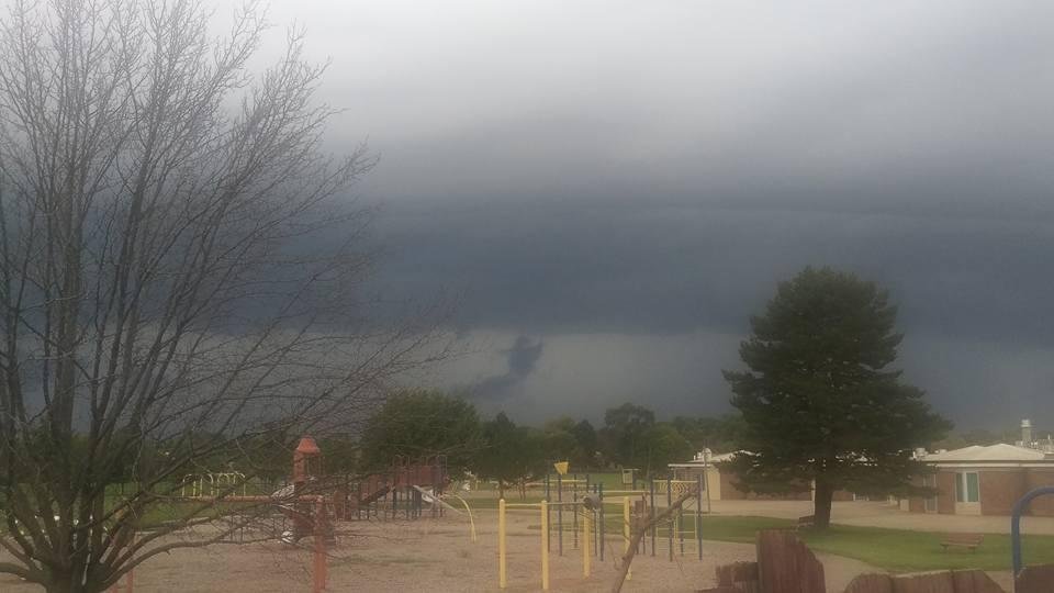 Uh oh! Storm coming'!
