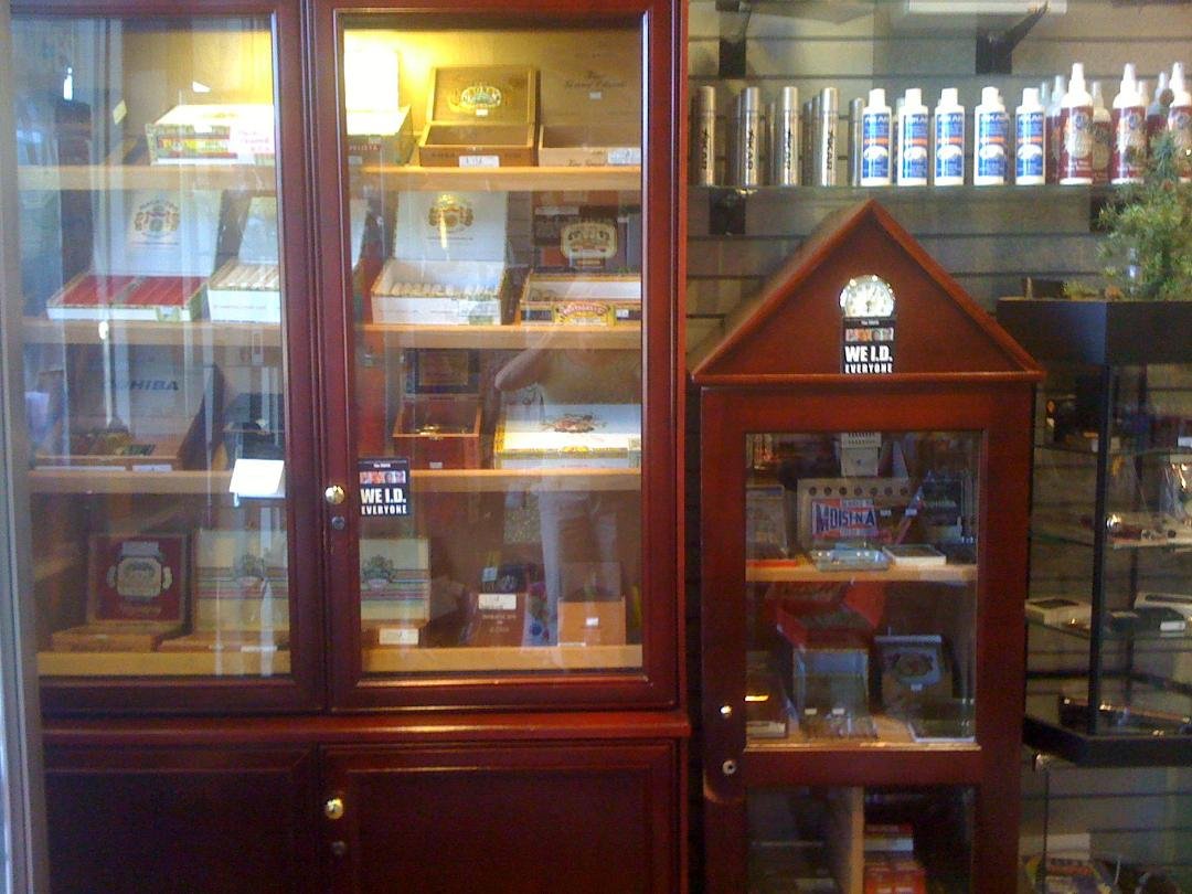 Cahoots Large & Small Cigar Humidors