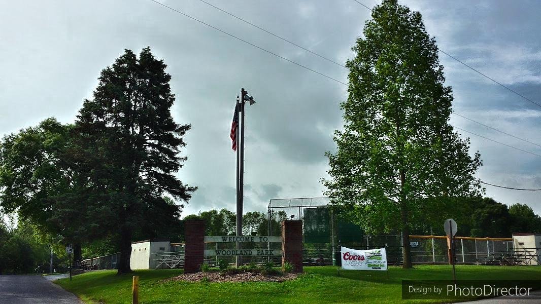 A picture that I took at the entrance to Woodland Park on 18 May, 2018.