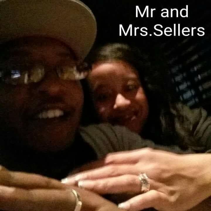 Danielle Sellers' album, Mobile uploads