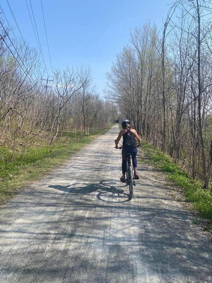 45 kilometers round trip St Jerome to Ste Adele.
Beautiful day and beautiful trail.