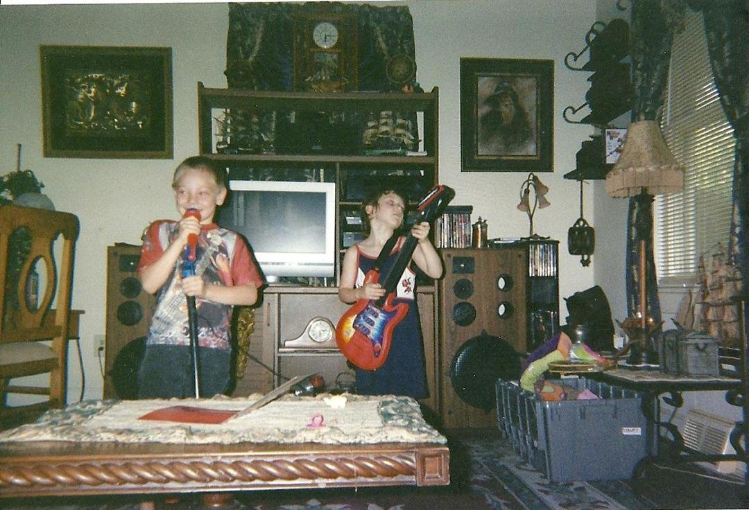 Thomas Deaton's album, Brian Deaton's family