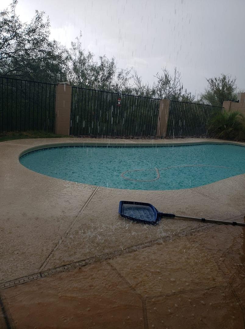 Monsoon is in Oro Valley AZ today! Finally some much needed rain 🌧!