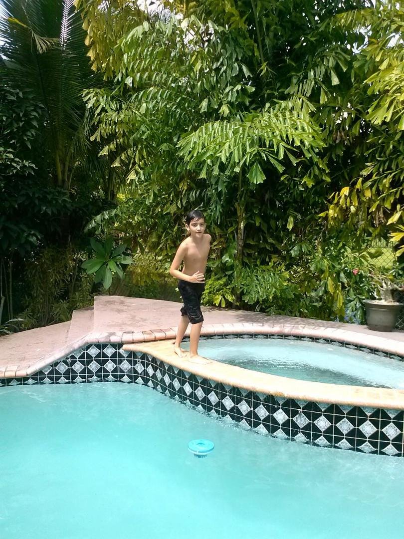 Nicholas Anthony's album, Mobile Uploads