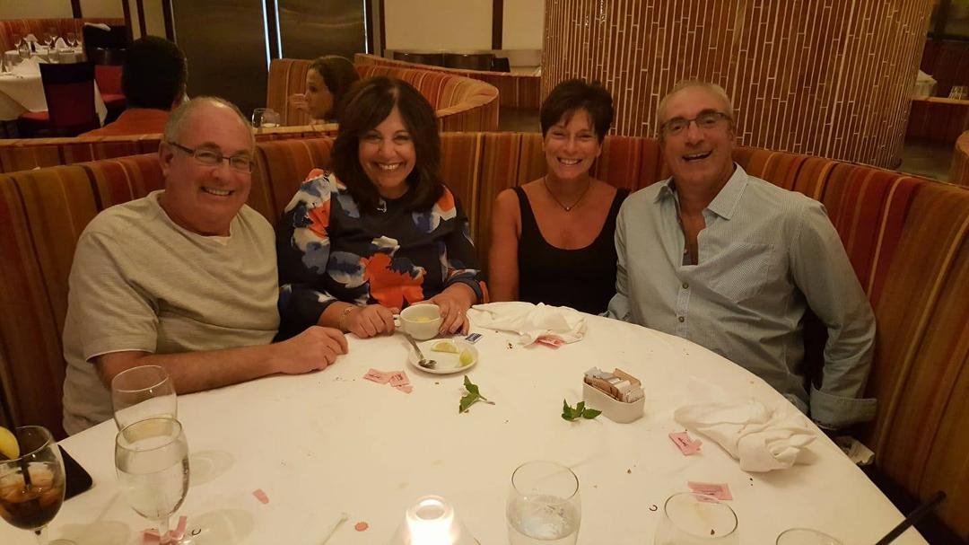 Our farewell dinner in Aruba 😥