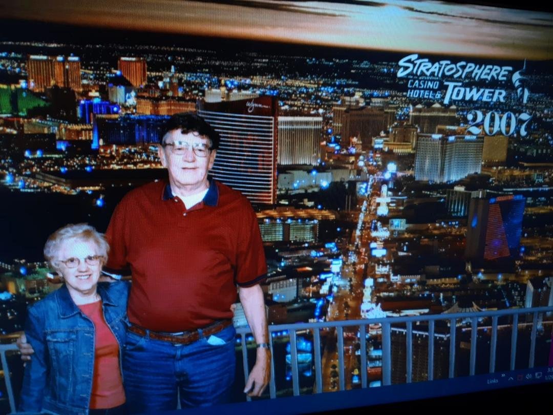 Joyce and Bob on the Stratosphere  Tower in Las Vegas 2007  ( Good Times )