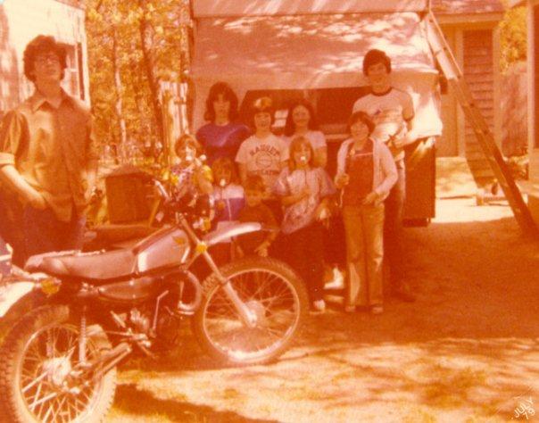 Hello all , here is an old photo for the family to laugh at , Hope I got all the names right , and yes Cindy and Mark are missing from this photo , looks like extra person can not tell who it is ??? any ones help from my fa