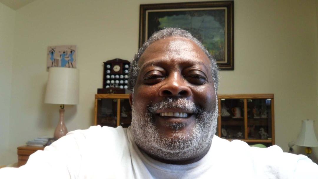 Robert Scales' album, Mobile Uploads