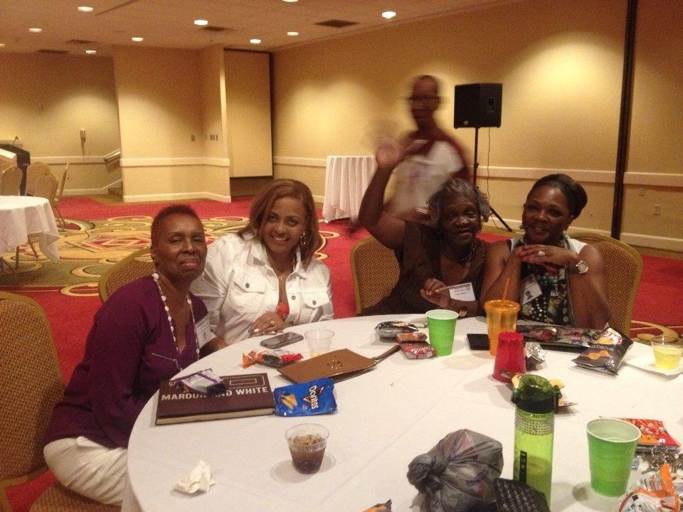 Pictures from Meet and Greet;
Sumner Class of 1970--45th Reunion