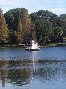 Lake Roberta Christmas Float