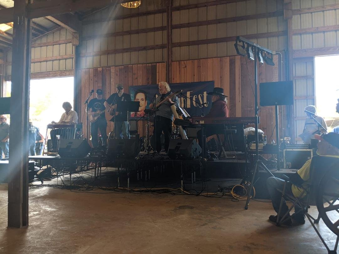 C&M Traveling Show