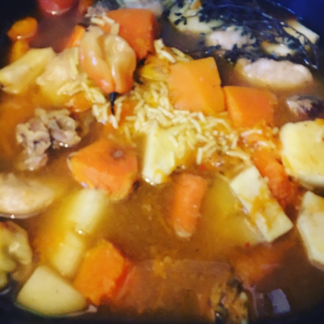 Just a little bit longer before soup 🍜 done ✅ cook 👨🏿🍳