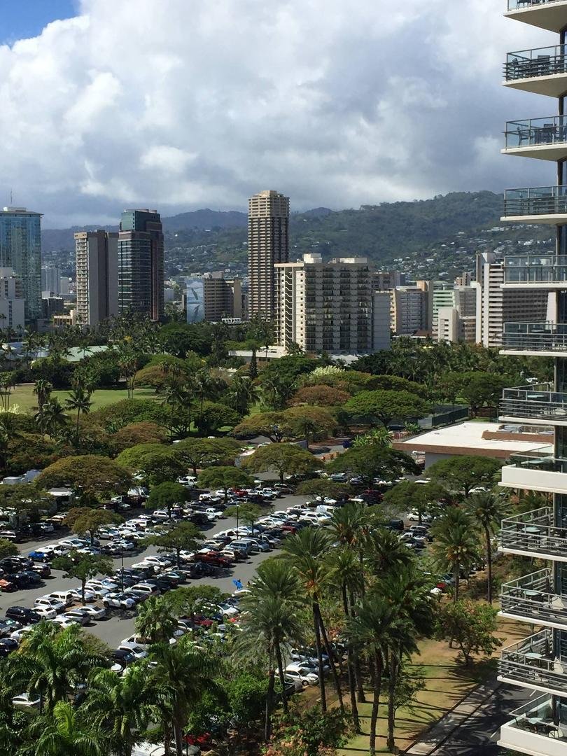 The view from the 17th floor. Finally, we are in Honolulu