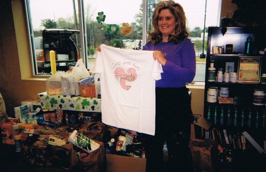 Debbie Sanders' album, Photos