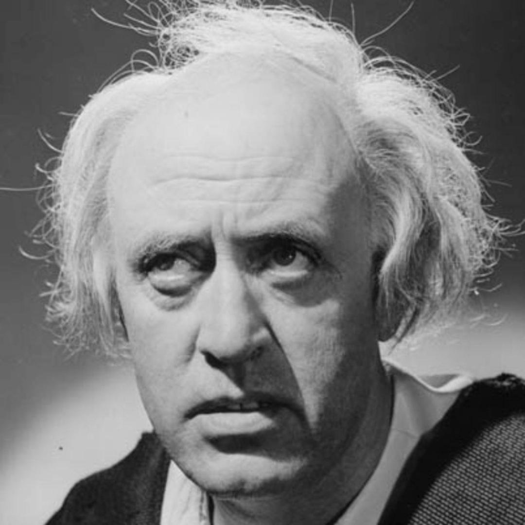 Another year, another Christmas has come and gone. One of my traditions is watching Scrooge (A Christmas Carol) This year I watched the 1938 version which appears to have no redeeming values other than seeing Lassie's mothe