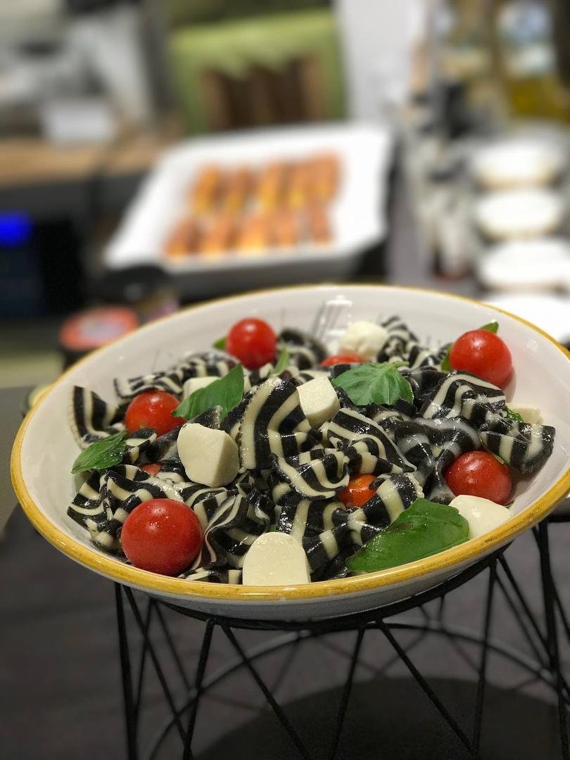 What a beautiful pasta dish from Oil & Vinegar. Wow your family with this tonight