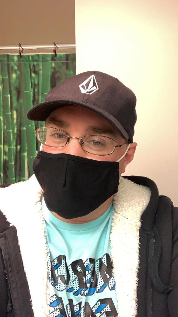 Hmmmm I’m not sure about this....kind of look like a bank robber 😓