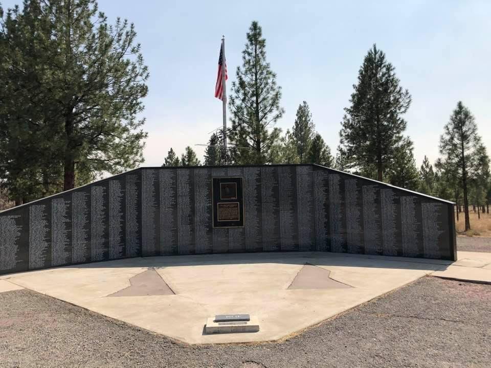 Wall of military from WWll Korea and VIETNAM on the road 97 to Klamath Falls Oregon