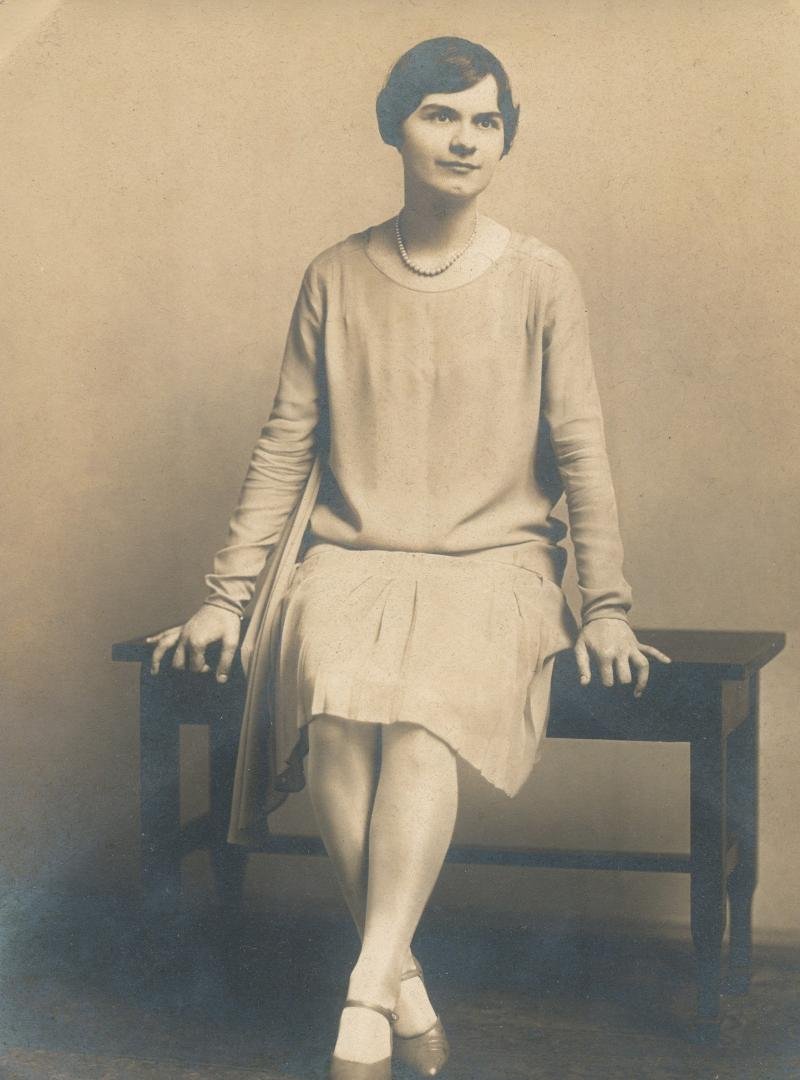 Happy Mothers' Day to all of those special moms in our lives, especially to my family: Michelle, Holly, Mandy, and to my own Mother, pictured here as she was finishing her studies at Julliard and beginning a wonderful life 