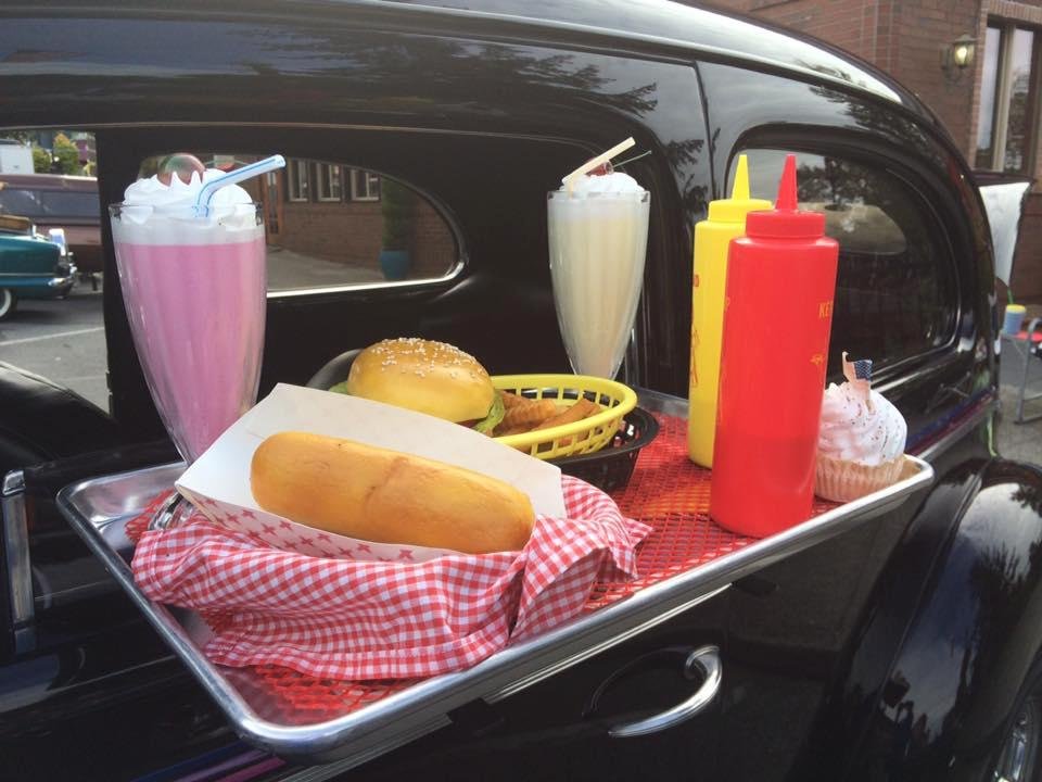 Crus in' in Snohomish, car show filling up!