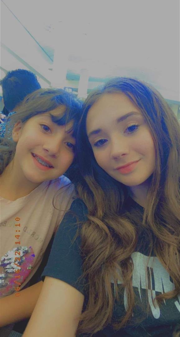 My granddaughter & her cousin left today for NYC going to a family wedding. Natalia is going start 7th grade in September. Wow! time. Just flies by to fast!