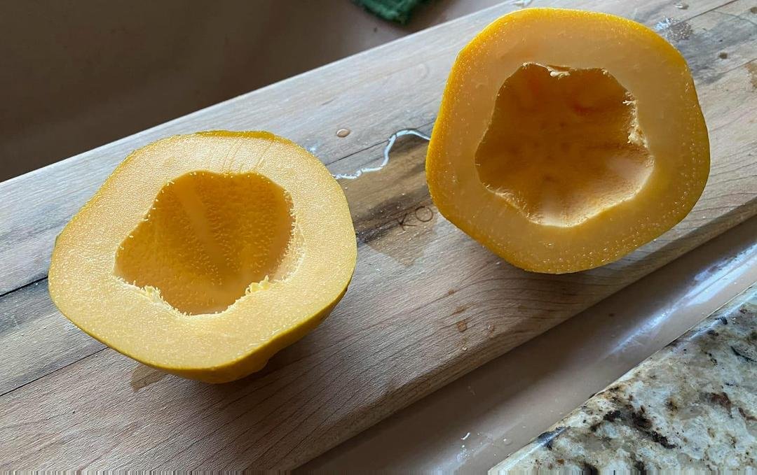 What kind of fruit is this, it had no seeds.