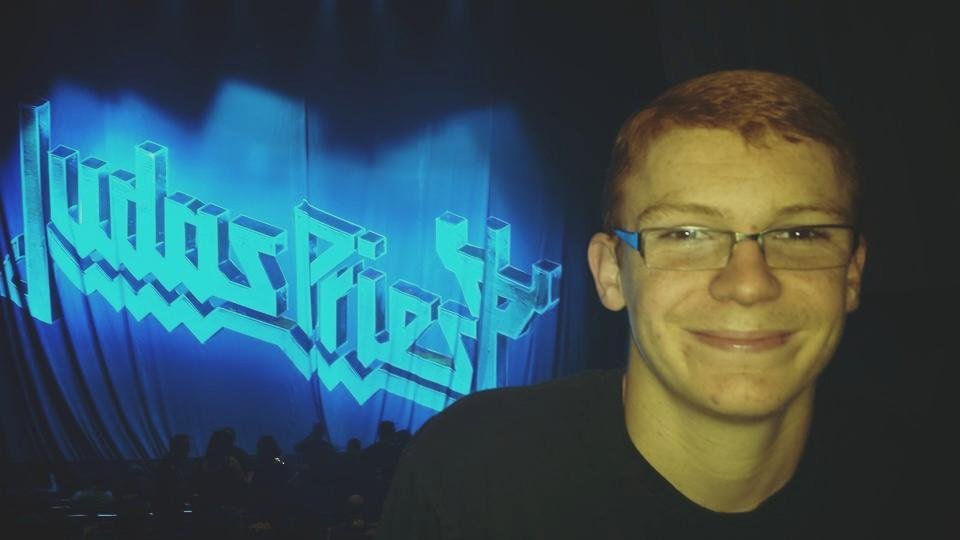 Dylan waiting for Priest to take the stage.