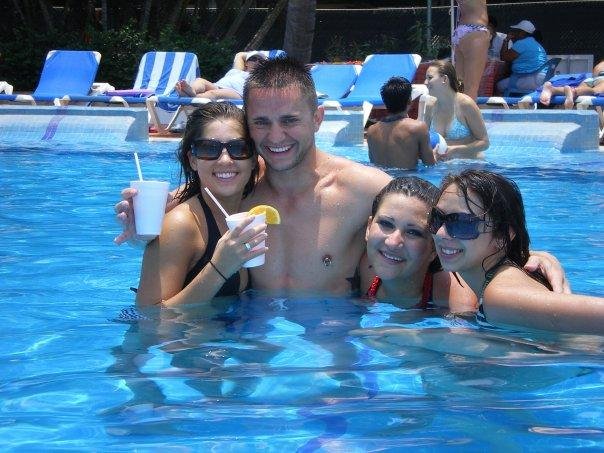 California girl, Scotty,Marina & Sara