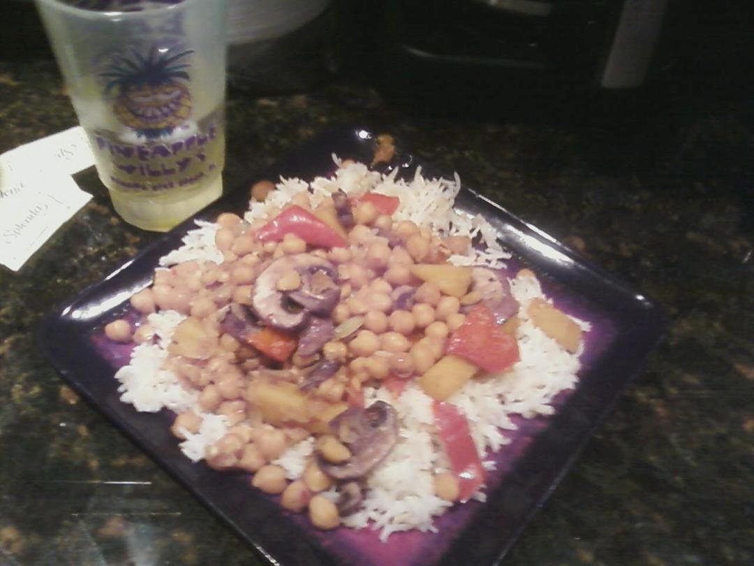 Hawaiian Chickpeas, pineapple, green onions, red peppers with a Korean Teriyaki sauce, It was awesome, over rice