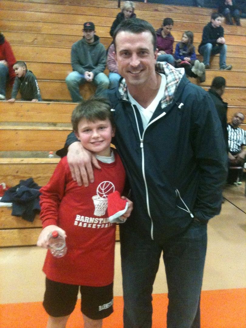 Johnny had the opportunity to meet Chris Herren this weekend at one of his basketball tournament games. CH was waiting with his family to watch his son play in another leg of the tourney. Chris was the subject of ESPN's rec