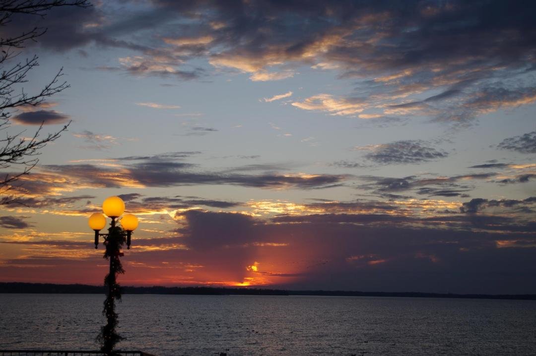 Thank you, God, for all things beautiful!  November sunset over Clear Lake.