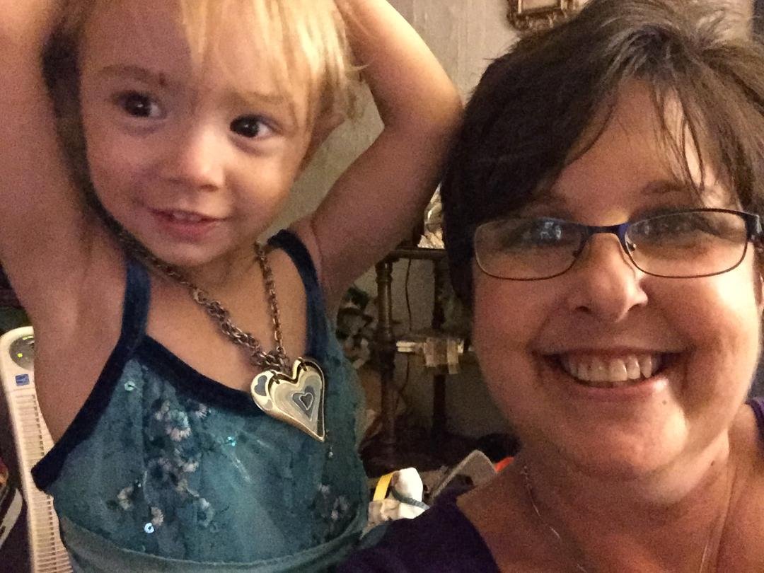 Kadence, Toni Thurlo