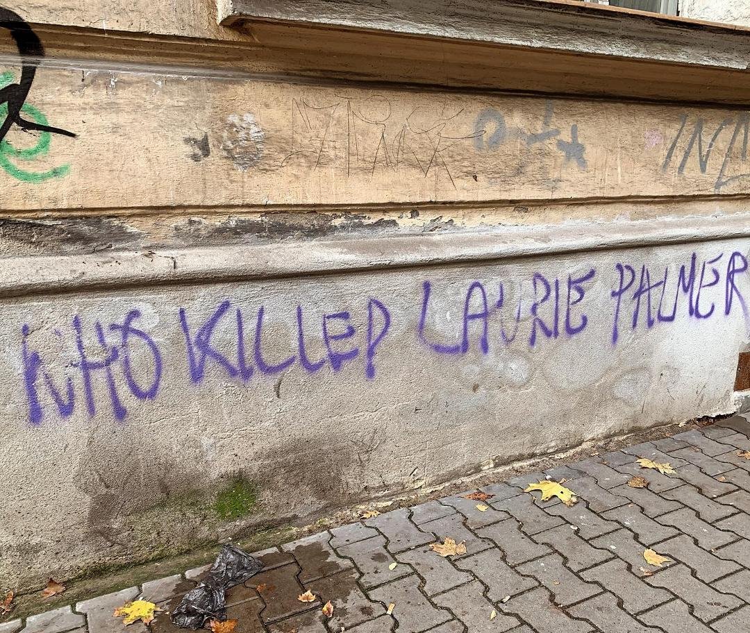 Saw this as I was walking work last week. #twinpeaks#laurapalmer #poznań #poznan