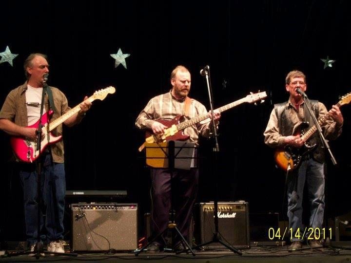 On stage with Gerry Philips and Eddie White. We call ourselves Turning Point