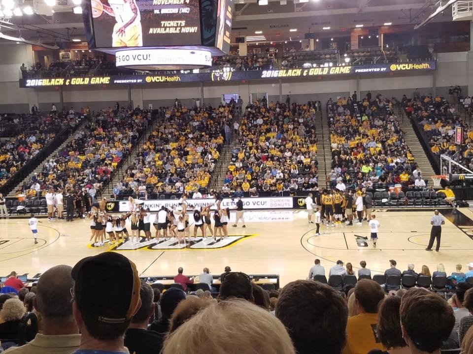I can't believe that VCU was able to get 5000 people out to watch a practice on a gorgeous Saturday afternoon.  Those folks must be nuts!  Oh, wait a minute, I was one of those nuts.....oh well.