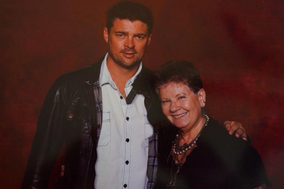 Sandy Deland's album, Mobile Uploads