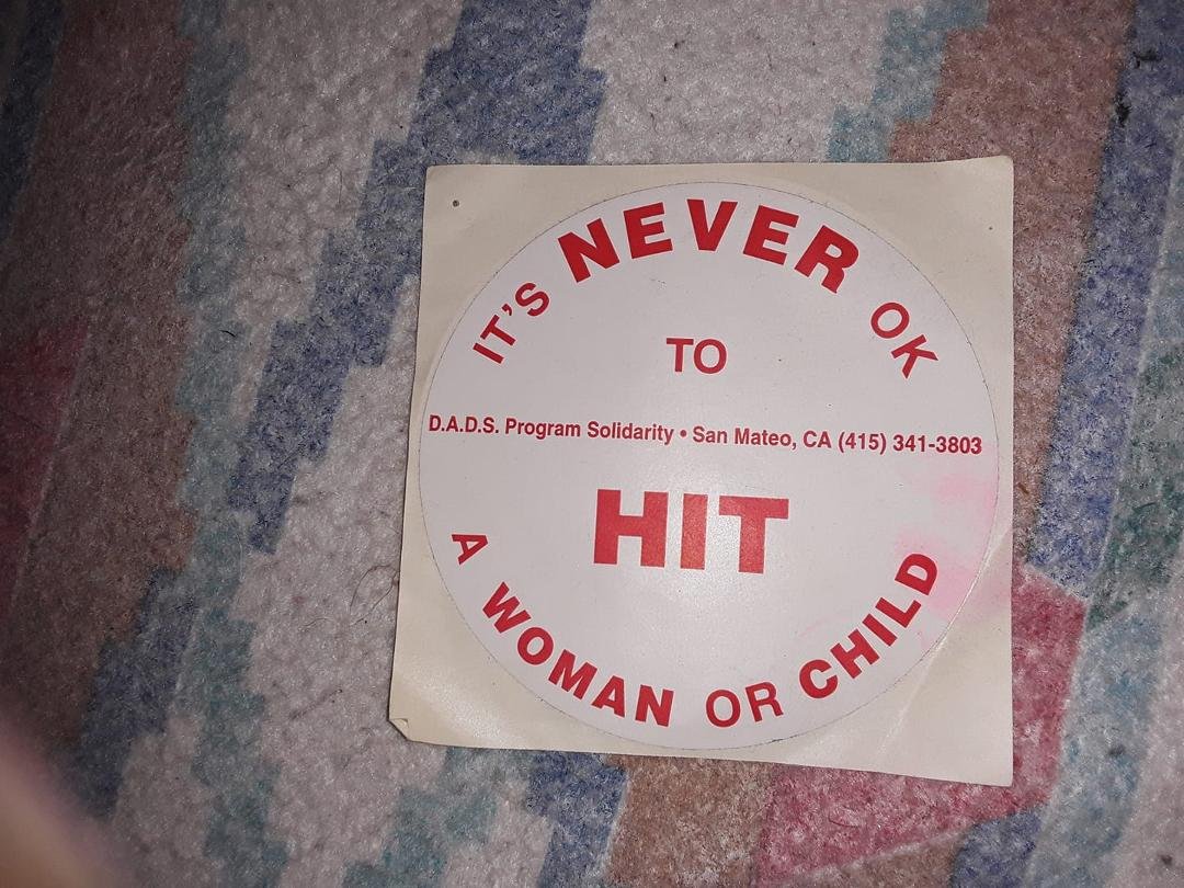 Correction... It's never ok to hit anyone!!!