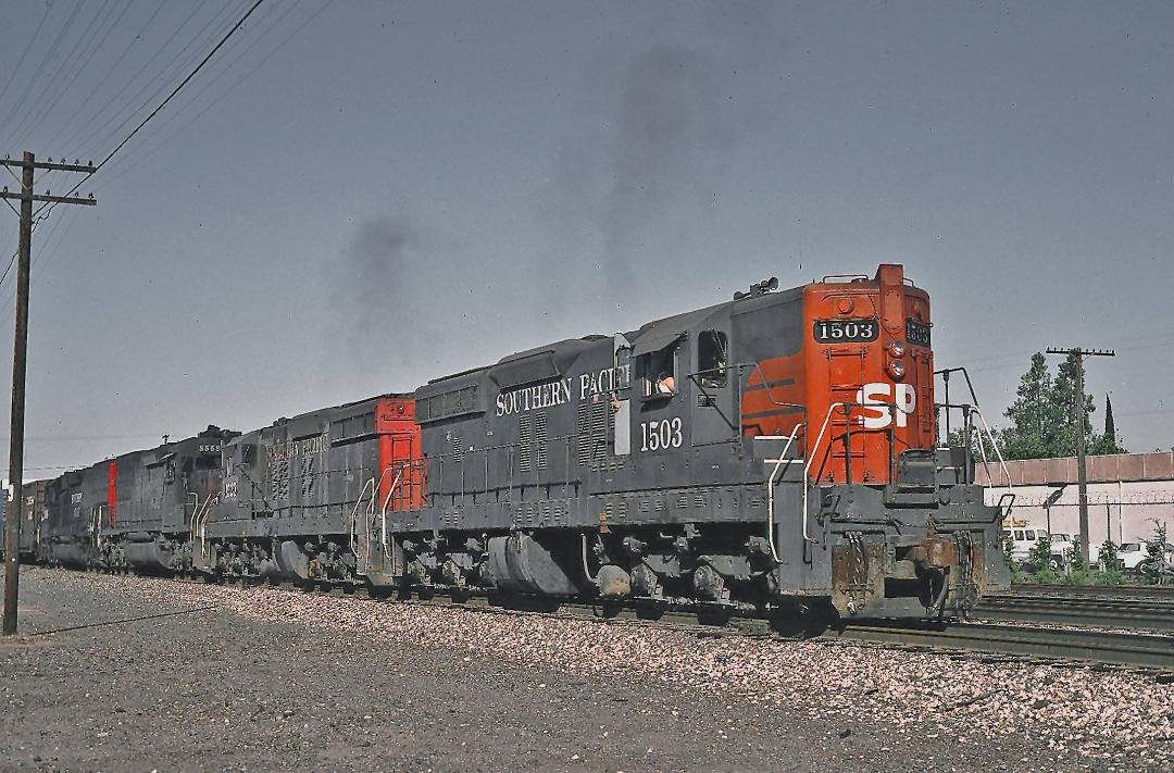 SD7's #1503 and #1522 switching along Atlantic in East Roseville,CA  June 1993